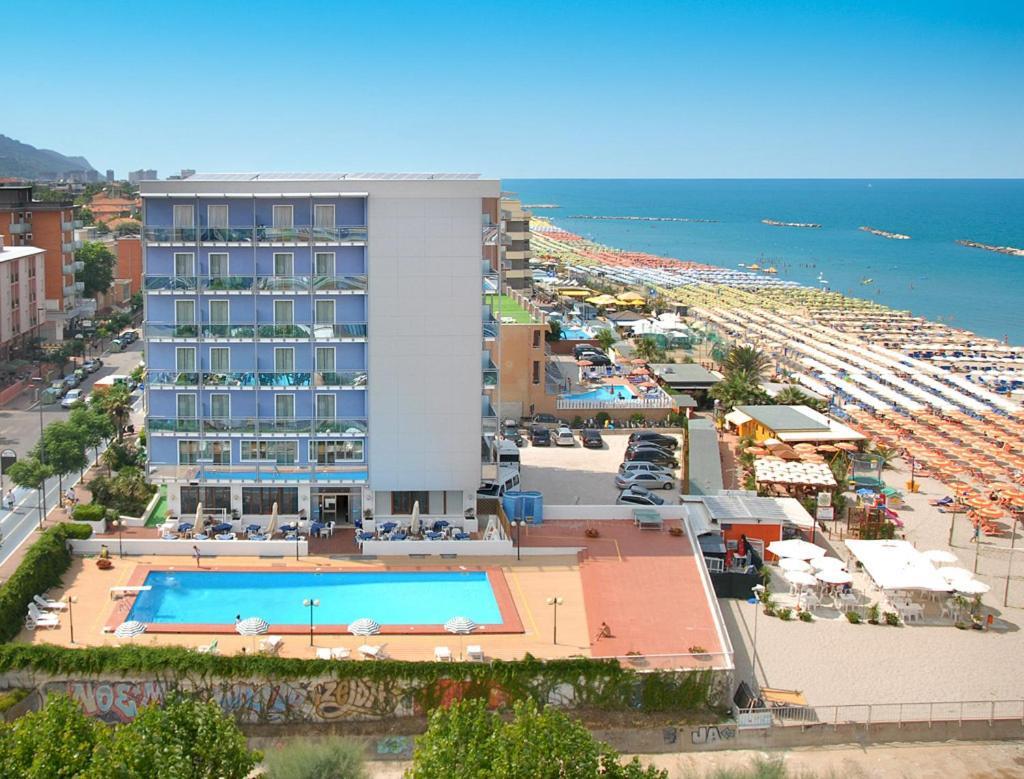 Hotel Majestic Pesaro Exterior foto